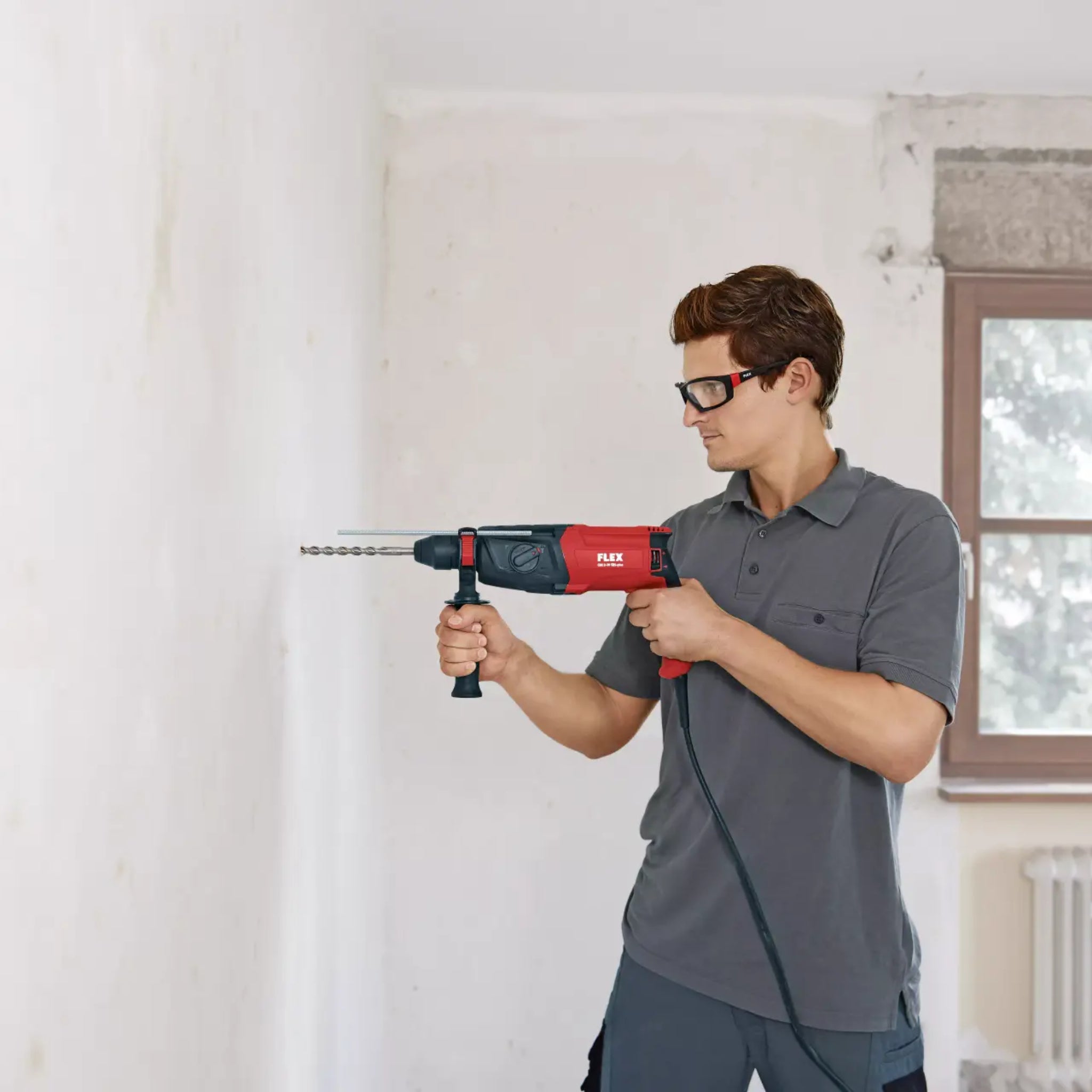 Uniwersalna wiertarka udarowa 2.5kg SDS-PLUS "CHE 2-28 SDS-PLUS" | FLEX