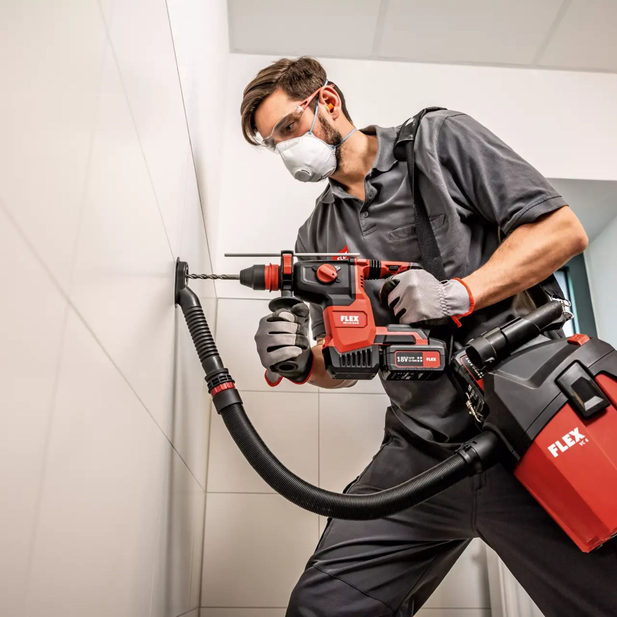 Kompaktowy odkurzacz akumulatorowy z ręcznym czyszczeniem filtra 6L klasa L "VC 6 L MC 18.0" | FLEX
