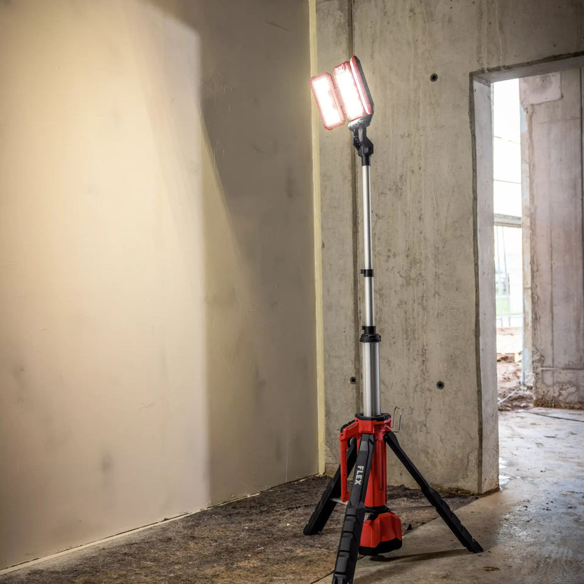 FLEX Akumulatorowy reflektor budowlany LED ze statywem 18V "TL 4000 18.0/230"