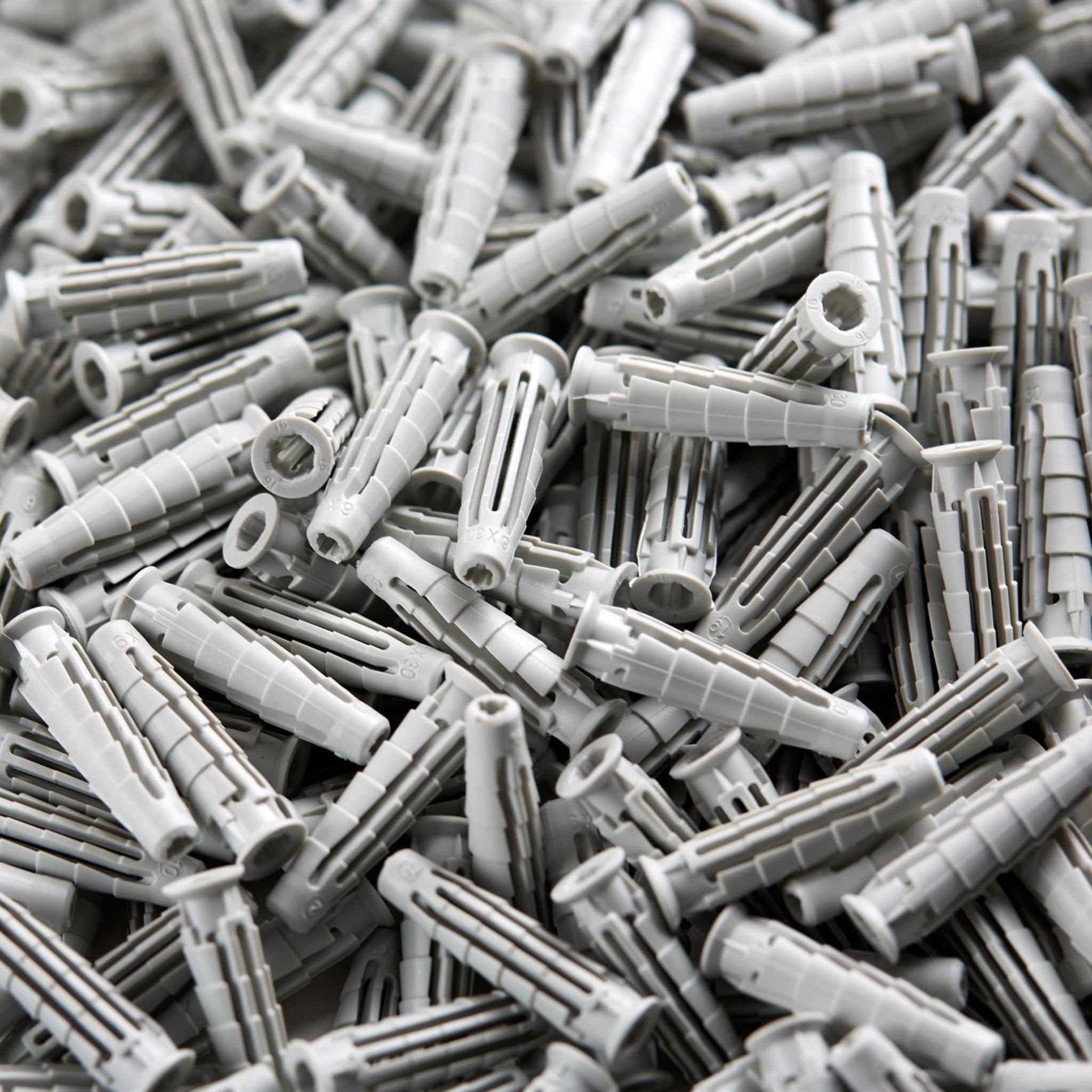 Uniwersalny kołek nylonowy PRO 6 / 100 szt. | SPIT