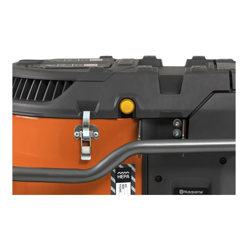 Husqvarna Odkurzacz DE 130 H