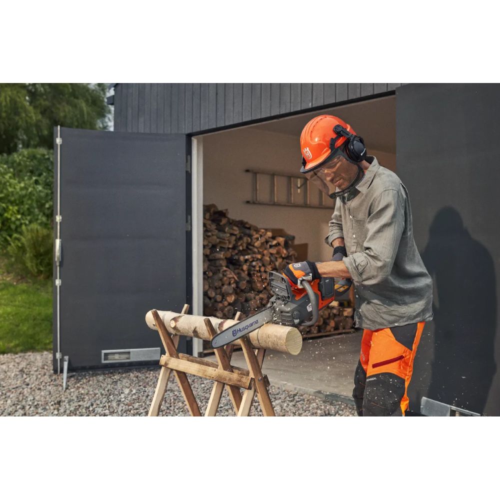 Pilarka łańcuchowa akumulatorowa 225i | Husqvarna