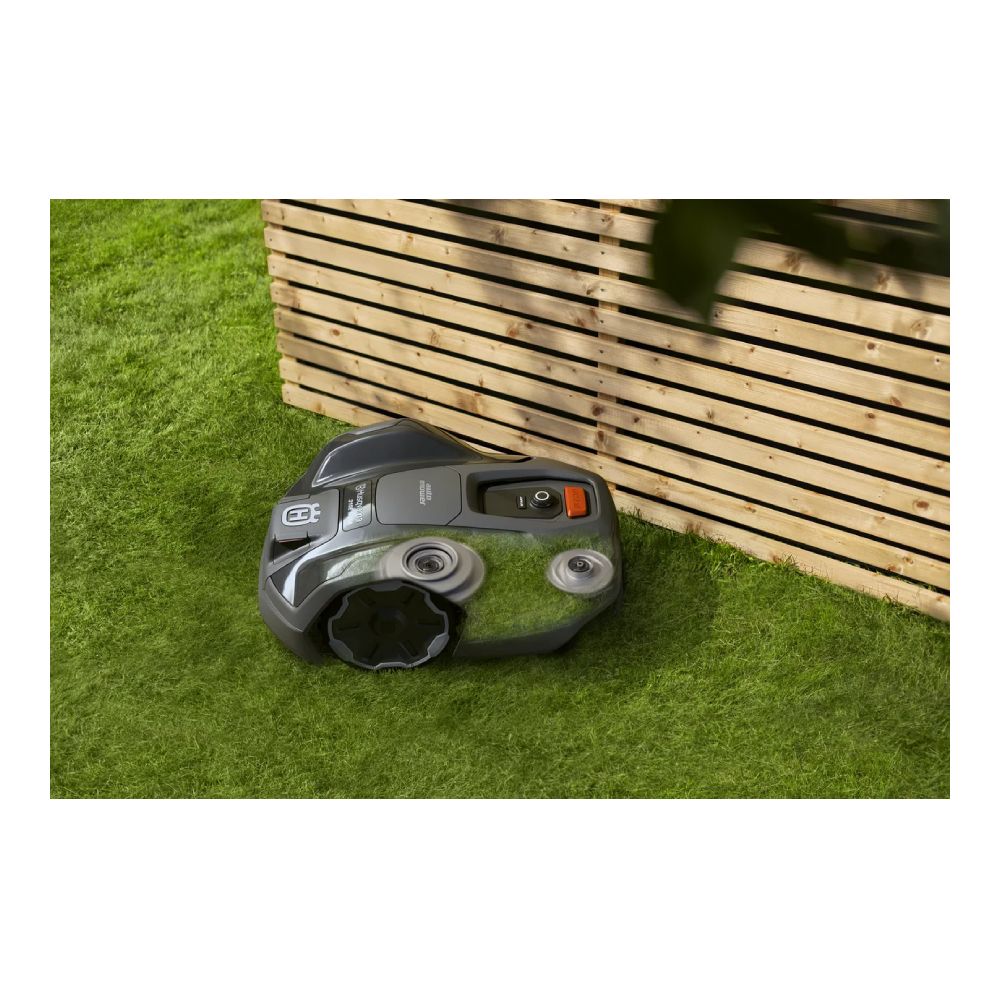 Robot koszący Automower® 305E NERA | Husqvarna