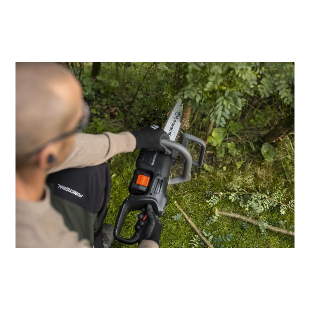 Pilarka łańcuchowa akumulatorowa Aspire™ C15X-P4A | Husqvarna