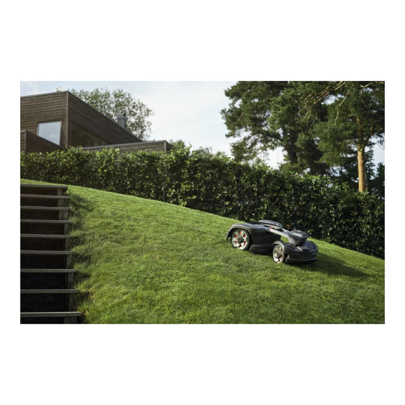 Husqvarna Robot koszący Automower® 435X AWD NERA z technologią bezprzewodową