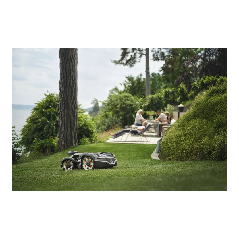 Husqvarna Robot koszący Automower® 435X AWD NERA z technologią bezprzewodową