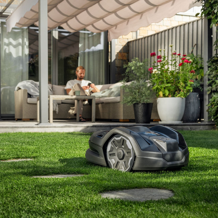 Husqvarna Robot koszący Automower® 305E NERA