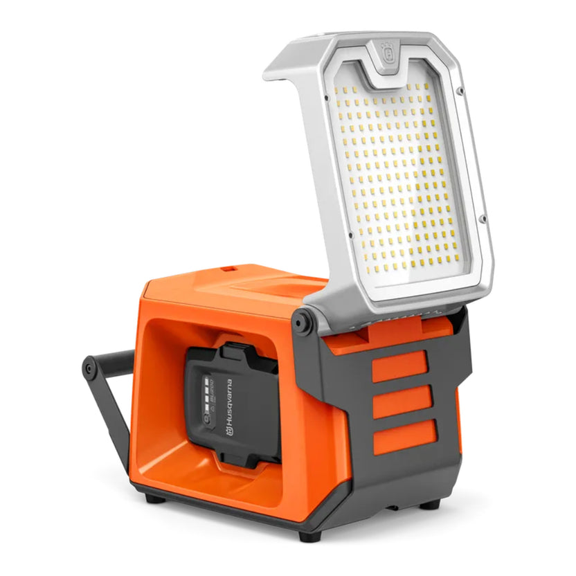 Husqvarna Lampa robocza akumulatorowa WL 8i