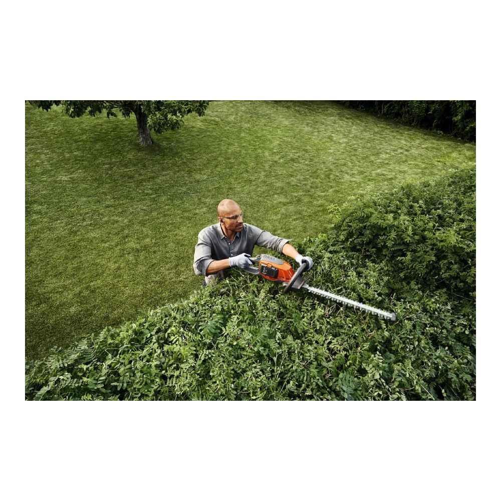 Nożyce do żywopłotu akumulatorowe 215iHD45 | Husqvarna