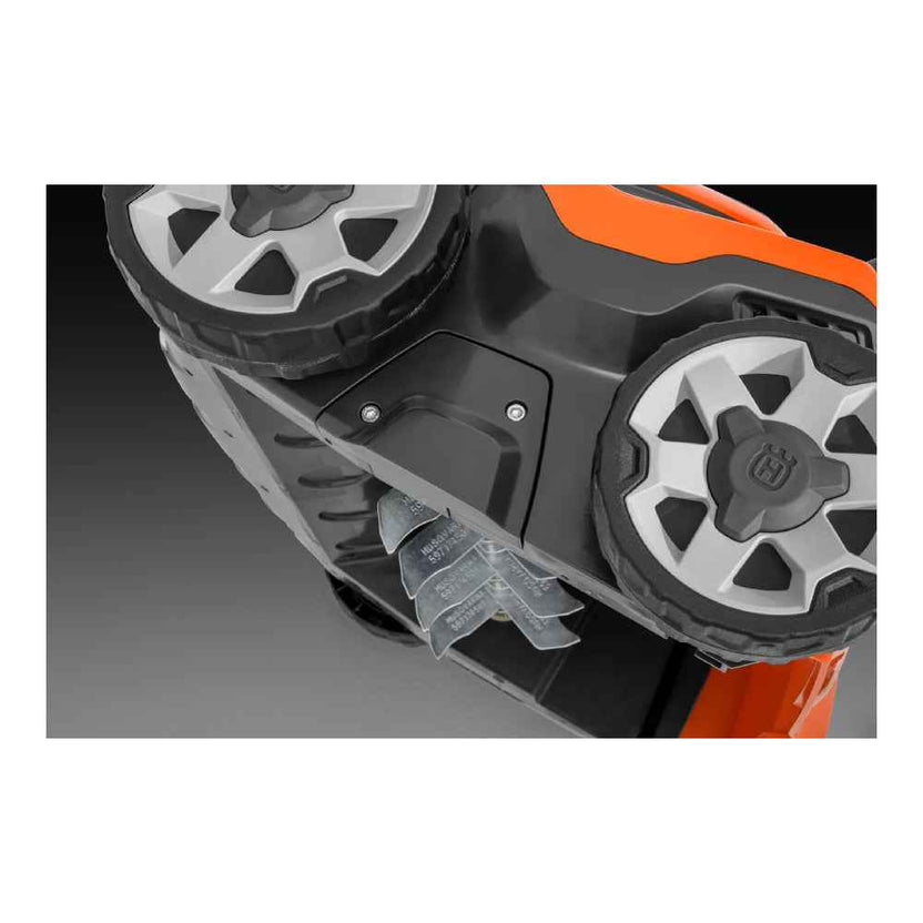 Husqvarna Wertykulator akumulatorowy S 138i