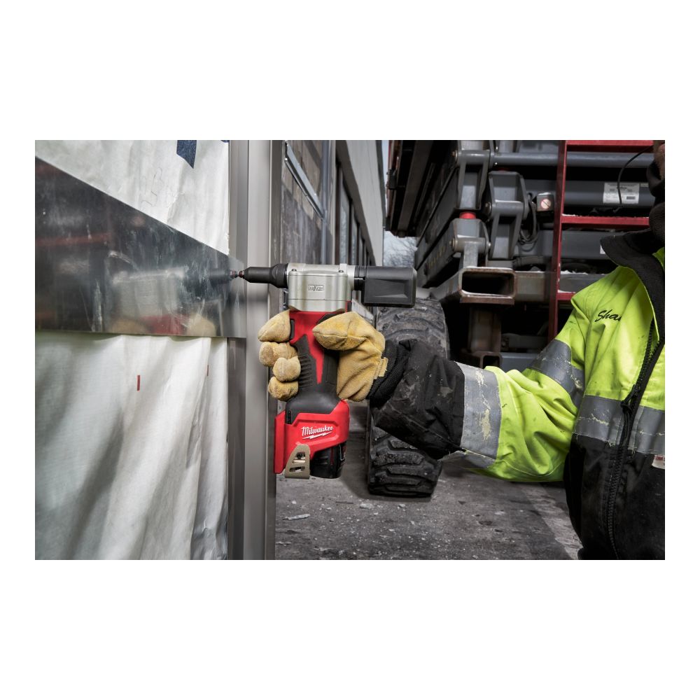 Subkompaktowa nitownica akumulatorowa M12™ BPRT | Milwaukee