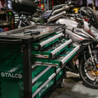 Szafka narzędziowa 12 szuflad z wyposażeniem (blat nierdzewny) | STALCO