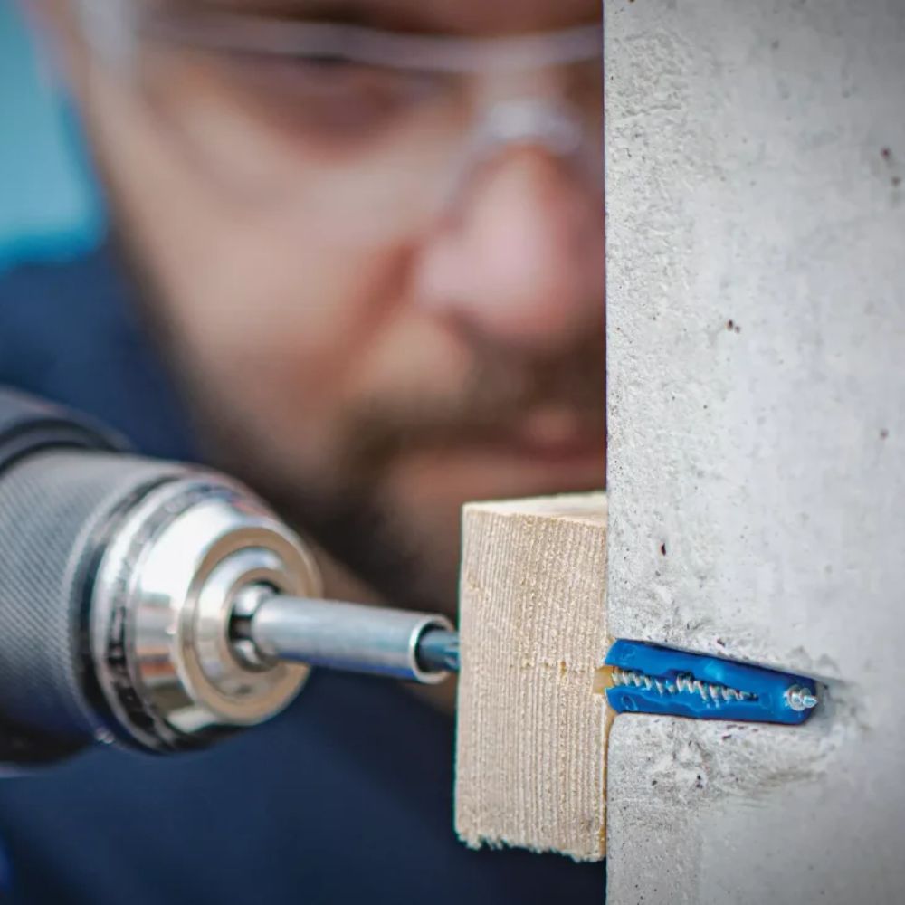 UNO® Kołek uniwersalny z wkrętem | Rawlplug